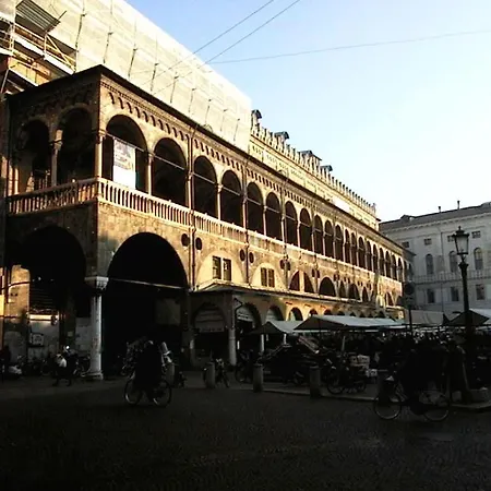 Junior Hotel 2*