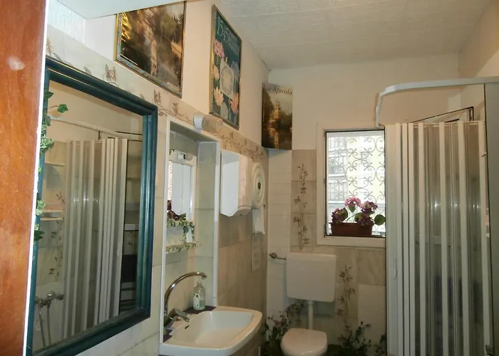 ホテル アルベルゴ ジュニア 2*